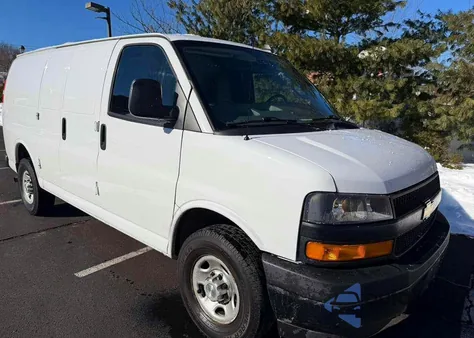 2021 Chevrolet Express G2500 from USA, damaged, VIN 1GCWGAFP7M1313417